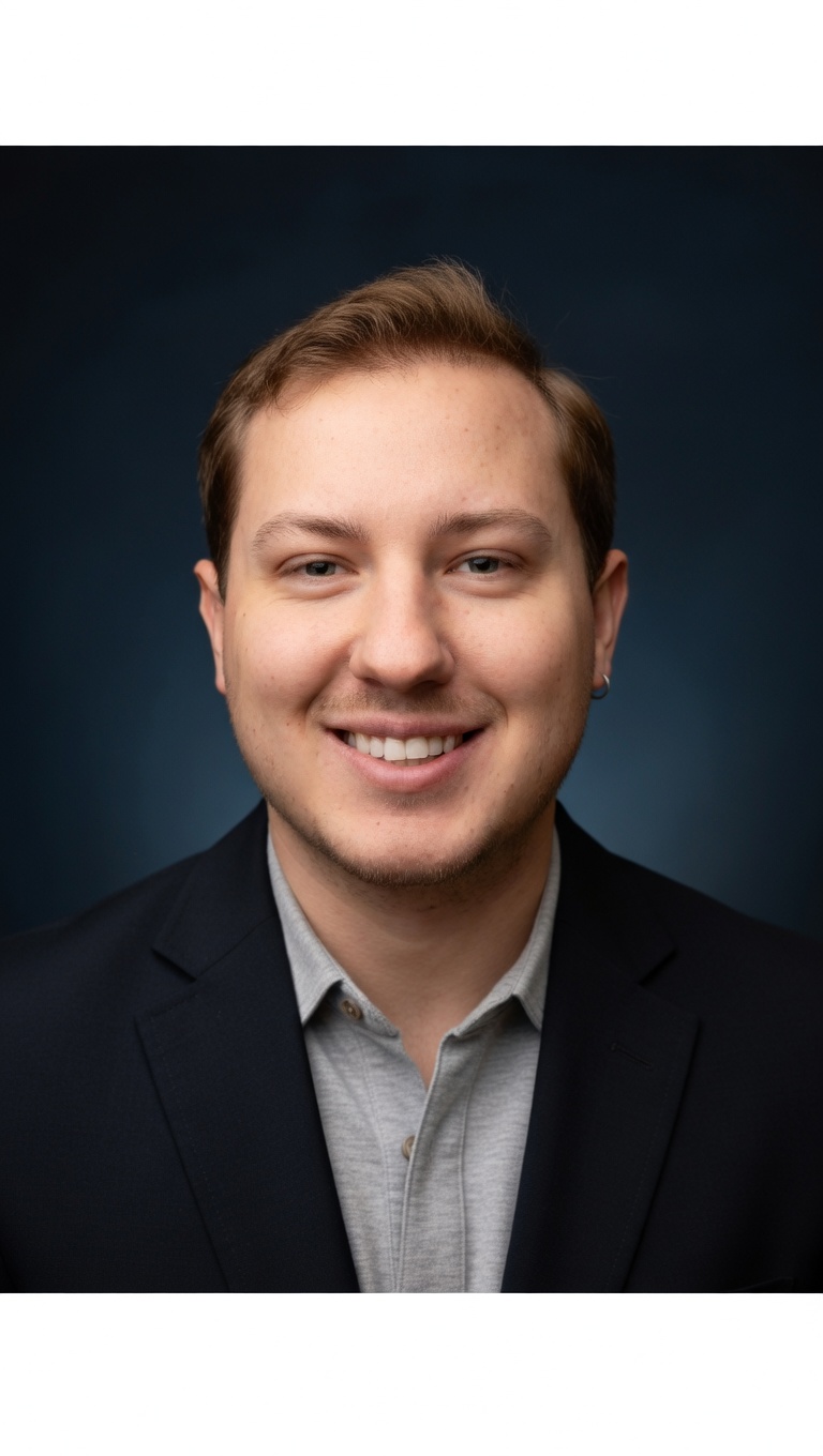 Portrait of Daniel Sliwa, Director of Live Production at Spotted.
